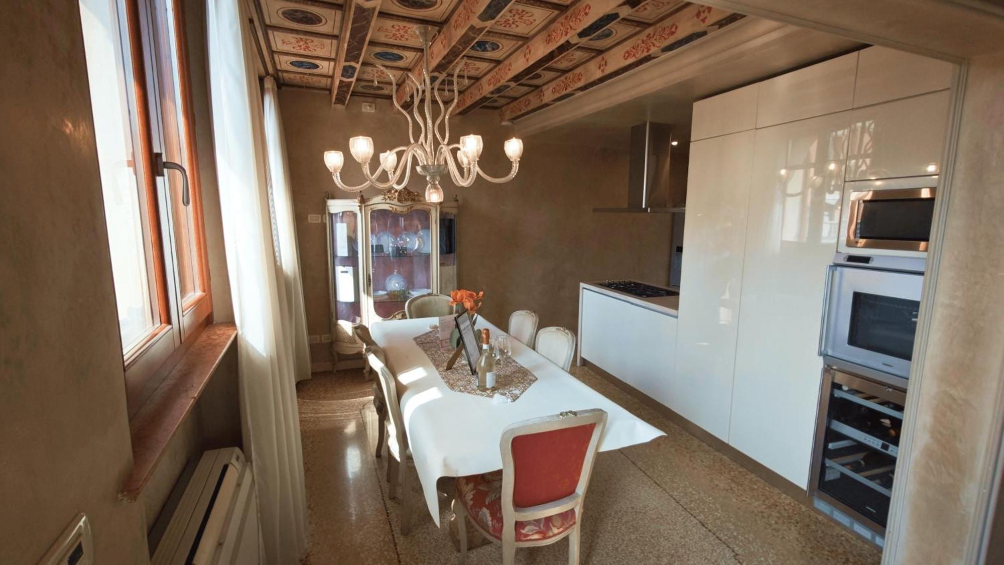 Opera Luxury Apartment 维罗纳 外观 照片