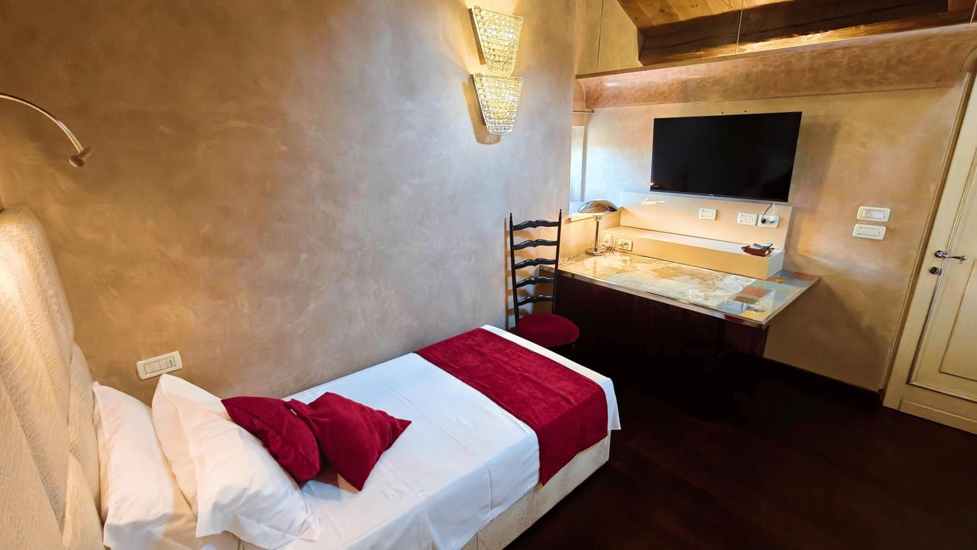 Opera Luxury Apartment 维罗纳 外观 照片