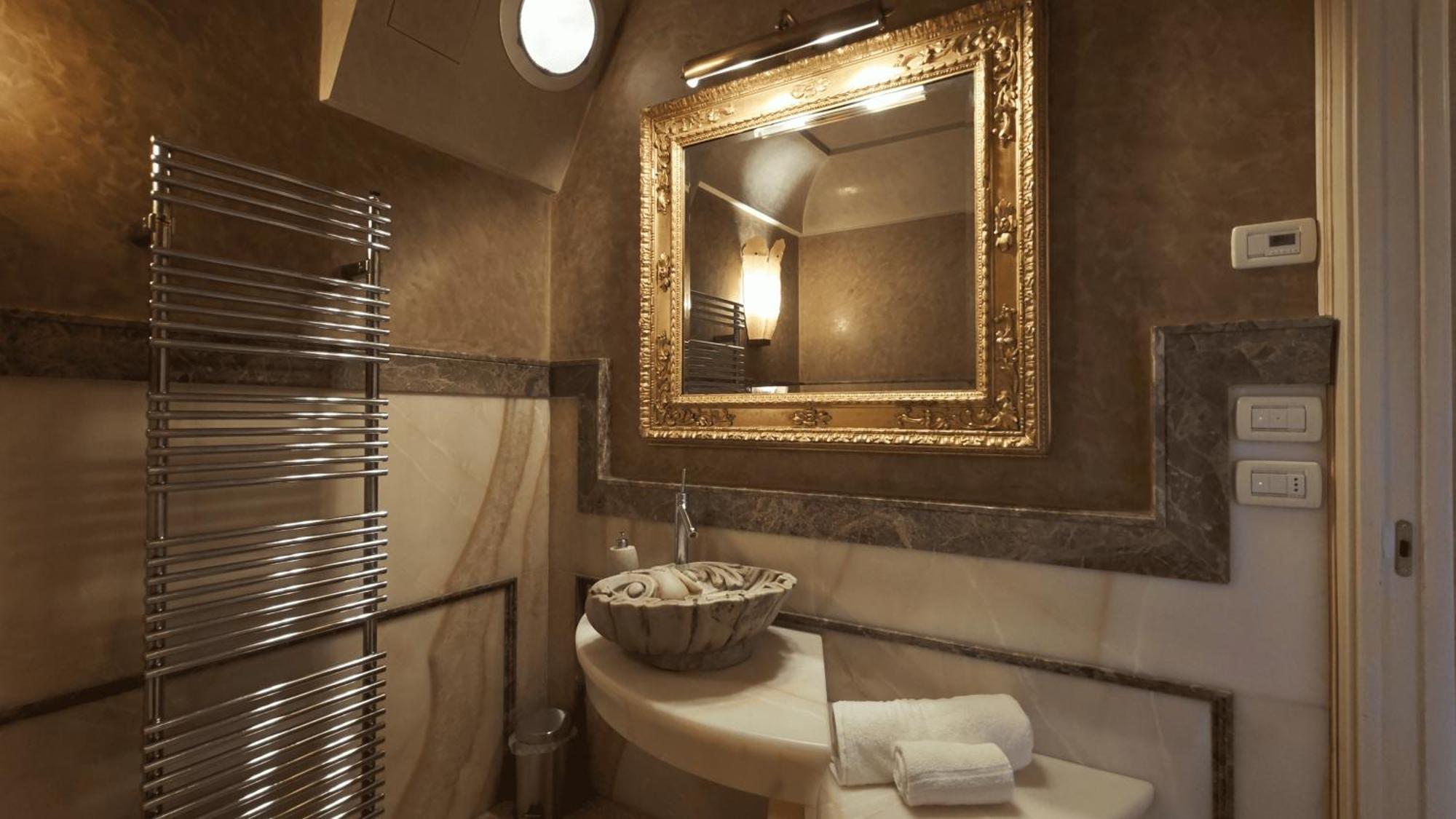 Opera Luxury Apartment 维罗纳 外观 照片